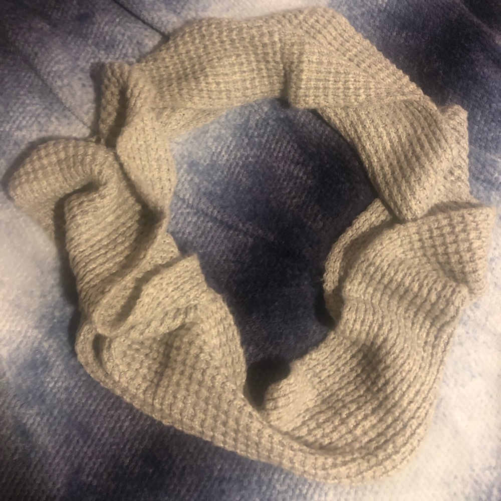 ❗️ 2/$14 or 3/$21 ❗️ Infinity Scarf